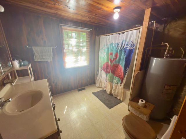 1493 Missouri Hollow Road, Monticello, KY 42633