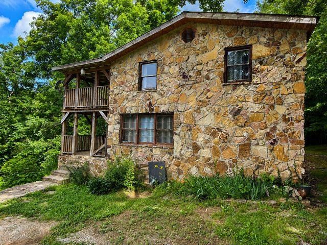 1493 Missouri Hollow Road, Monticello, KY 42633