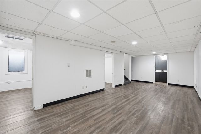 654 S Lucas Street, Iowa City, IA 52240