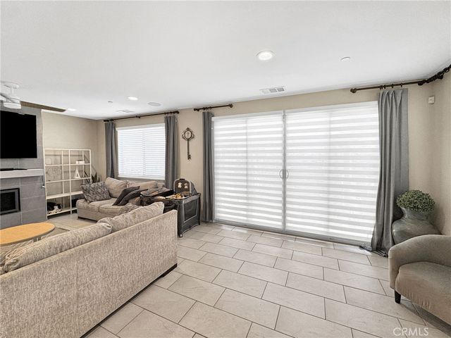 13286 Homeland Street, Victorville, CA 92392