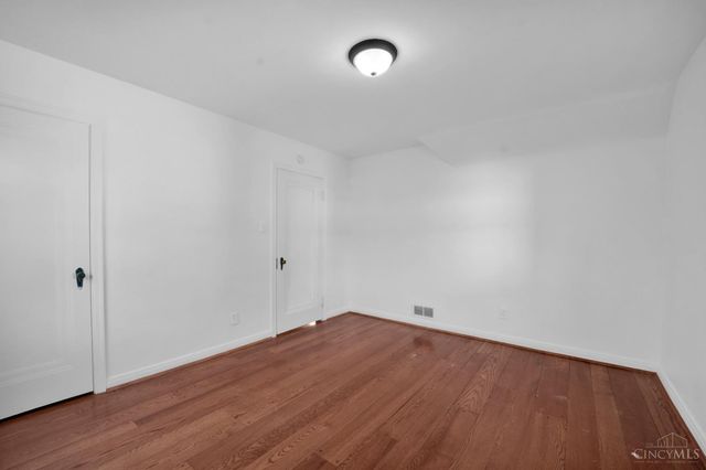 2518 Homestead Place, Cincinnati, OH 45211