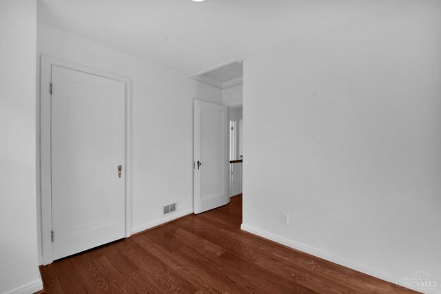 2518 Homestead Place, Cincinnati, OH 45211