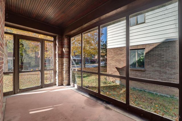 2518 Homestead Place, Cincinnati, OH 45211