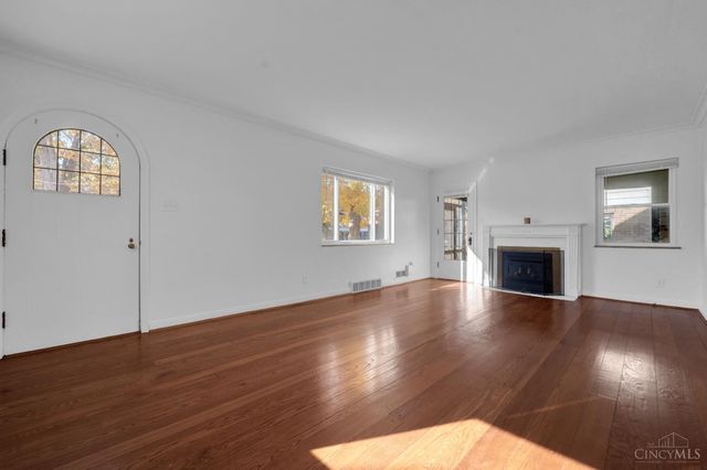 2518 Homestead Place, Cincinnati, OH 45211