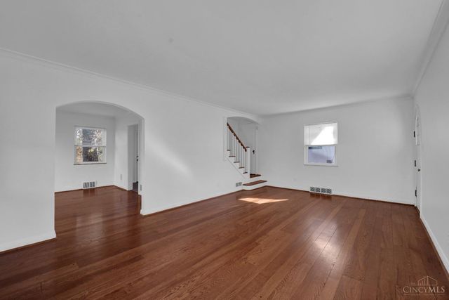 2518 Homestead Place, Cincinnati, OH 45211