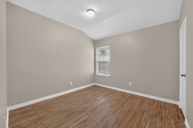 756 River Garden Drive, Fort Worth, TX 76114