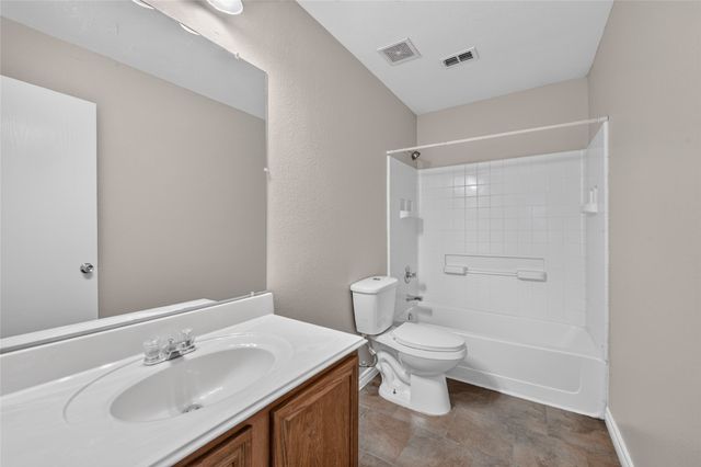 756 River Garden Drive, Fort Worth, TX 76114