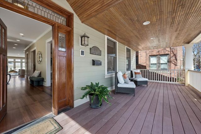 1218 Elmwood Avenue, Evanston, IL 60202