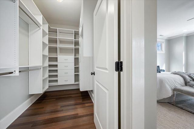 1218 Elmwood Avenue, Evanston, IL 60202