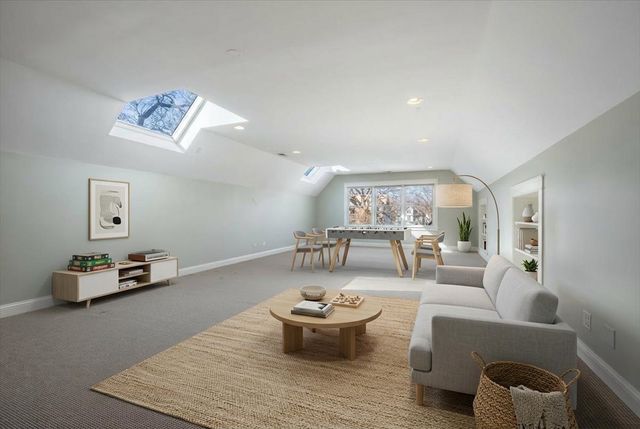 1218 Elmwood Avenue, Evanston, IL 60202