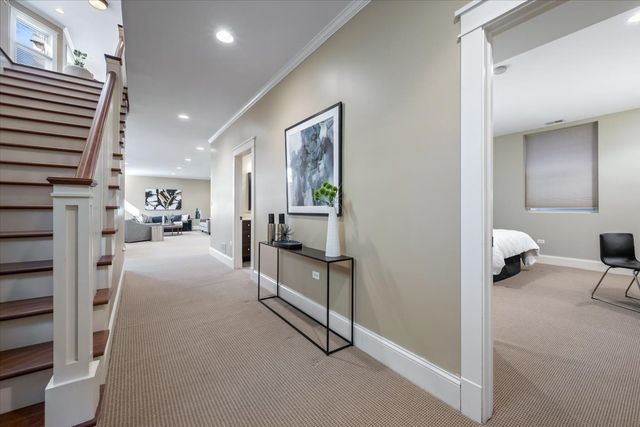 1218 Elmwood Avenue, Evanston, IL 60202