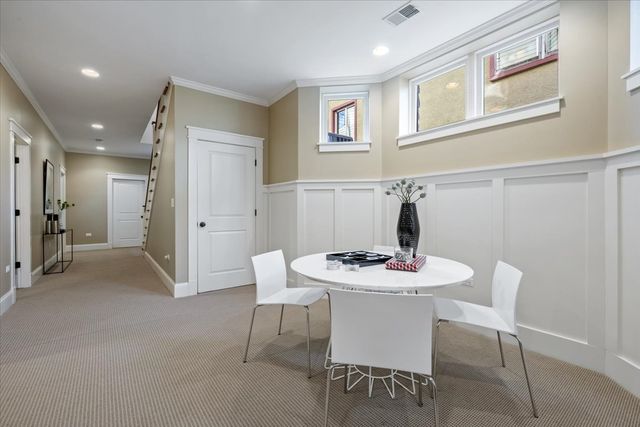 1218 Elmwood Avenue, Evanston, IL 60202