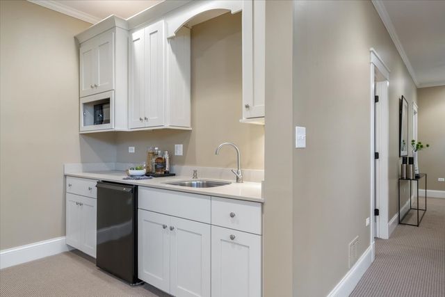 1218 Elmwood Avenue, Evanston, IL 60202