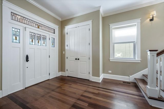 1218 Elmwood Avenue, Evanston, IL 60202