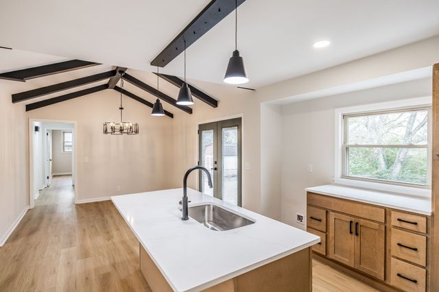 318 Donna Dr, Hendersonville, TN 37075