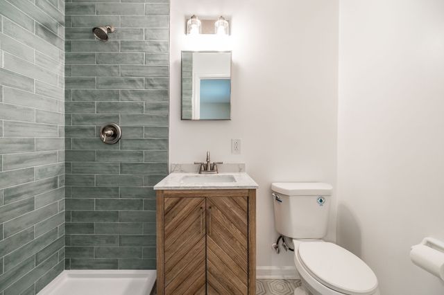 318 Donna Dr, Hendersonville, TN 37075