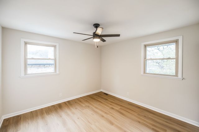 318 Donna Dr, Hendersonville, TN 37075