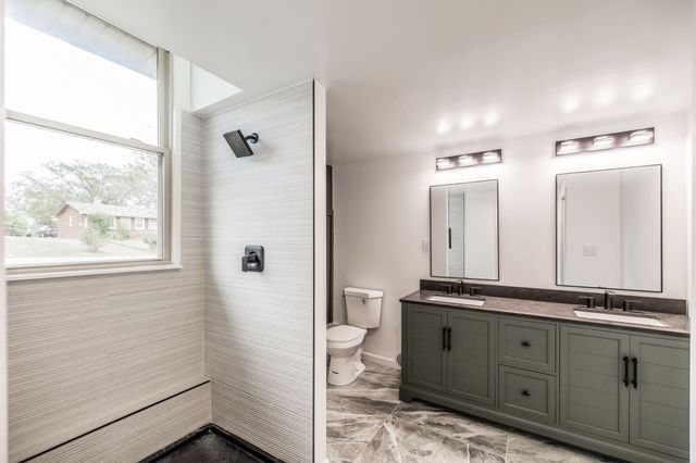 318 Donna Dr, Hendersonville, TN 37075