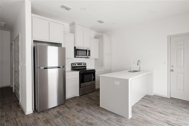 427 Frio Lane 1, Alamo, TX 78516