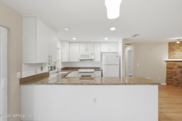 606 ALHAMBRA Lane, Ponte Vedra Beach, FL 32082