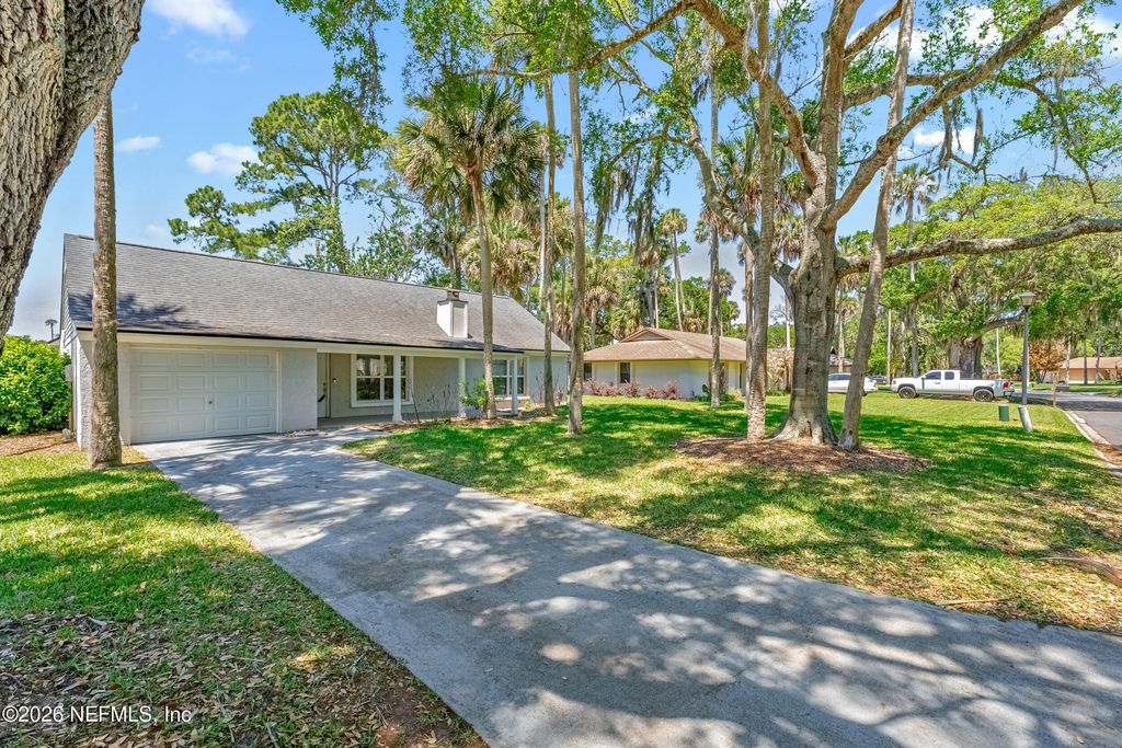606 ALHAMBRA Lane, Ponte Vedra Beach, FL 32082
