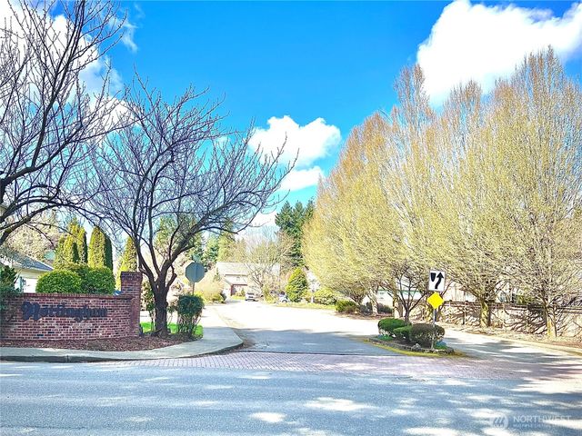 2222 Buckingham Drive SE, Olympia, WA 98501