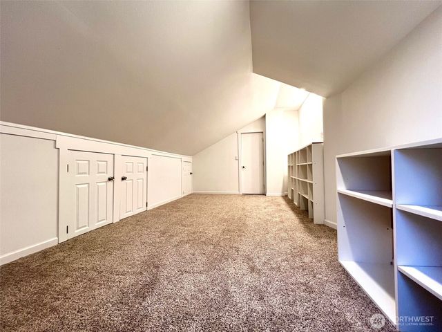 2222 Buckingham Drive SE, Olympia, WA 98501