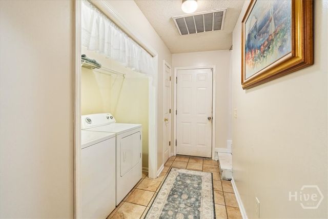 194 Julie Lane, Midway, GA 31320