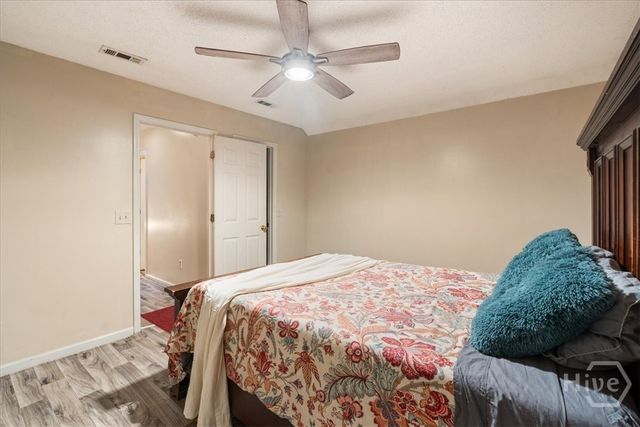 194 Julie Lane, Midway, GA 31320