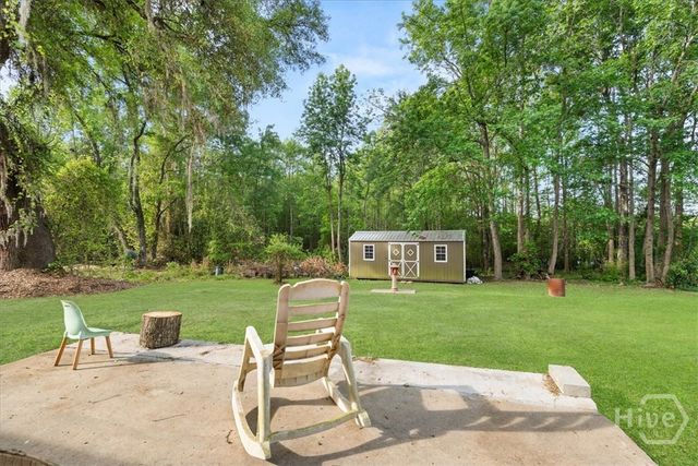 194 Julie Lane, Midway, GA 31320