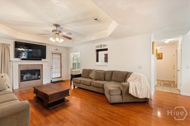 194 Julie Lane, Midway, GA 31320