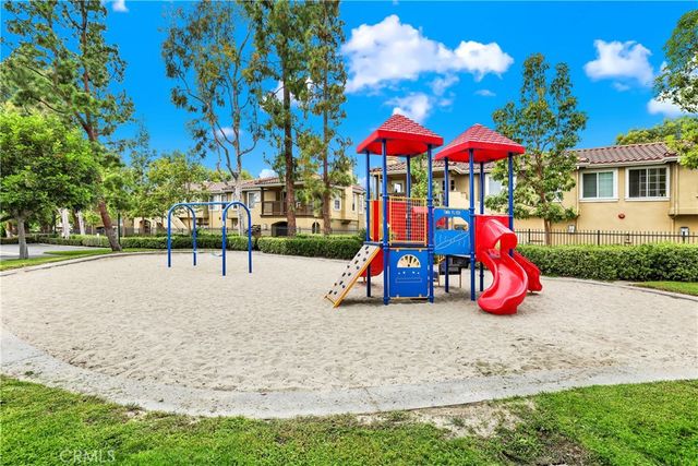 154 Gallery, Tustin, CA 92782