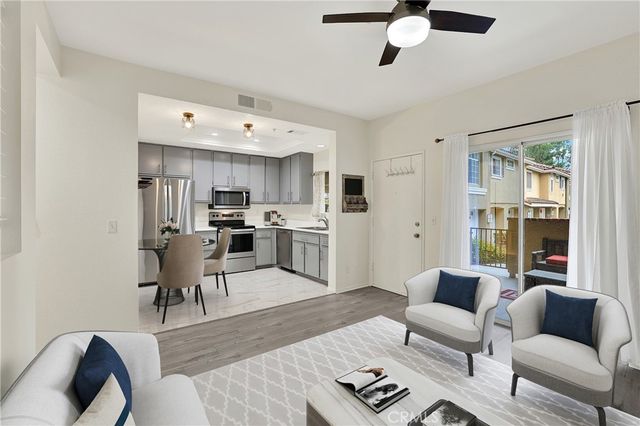 154 Gallery, Tustin, CA 92782