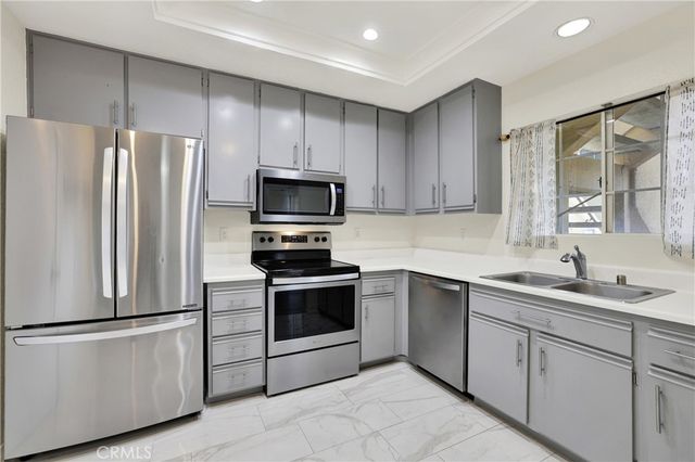 154 Gallery, Tustin, CA 92782