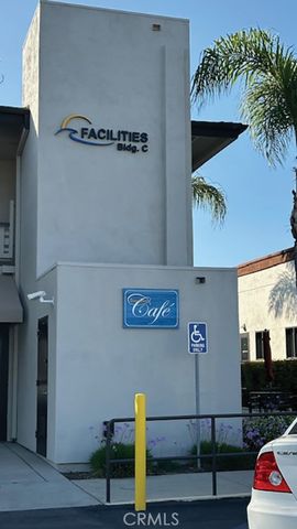 13902 Thunderbird 8J, Seal Beach, CA 90740