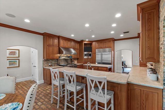 1034 N Pointe Circle, Shreveport, LA 71106