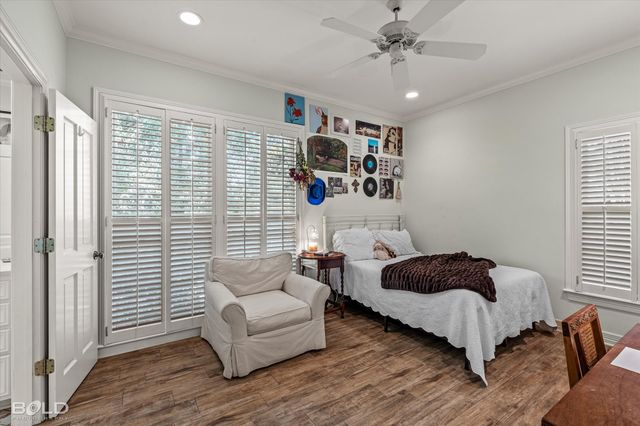 1034 N Pointe Circle, Shreveport, LA 71106
