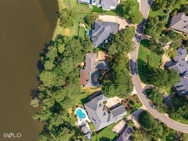 1034 N Pointe Circle, Shreveport, LA 71106