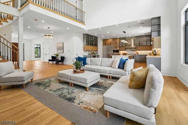30 Winthrop Rd, Millburn Twp., NJ 07078