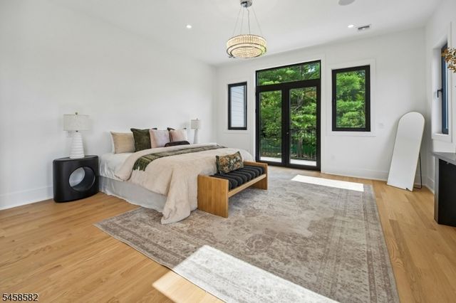 30 Winthrop Rd, Millburn Twp., NJ 07078