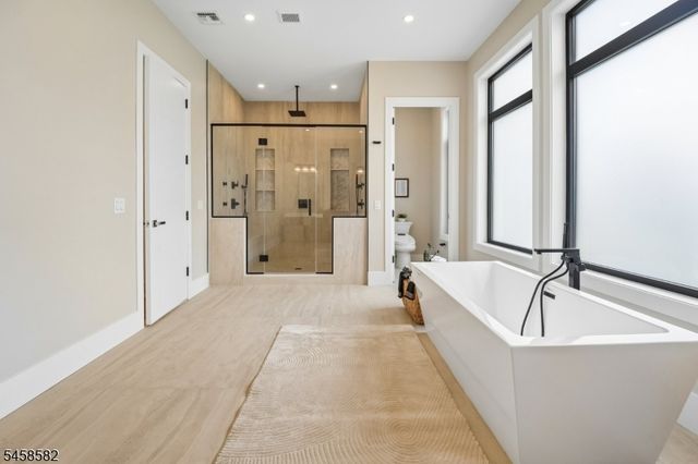 30 Winthrop Rd, Millburn Twp., NJ 07078