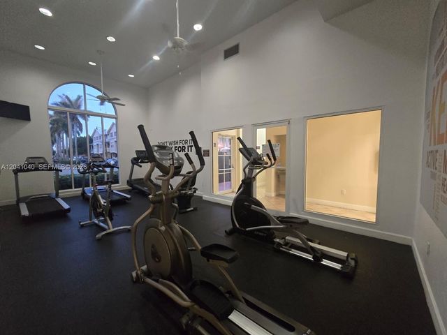 8936 W Flagler St 204, Miami, FL 33174