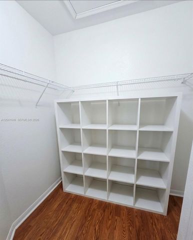 8936 W Flagler St 204, Miami, FL 33174