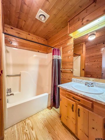 74 County Road 4220, Mt Vernon, TX 75457