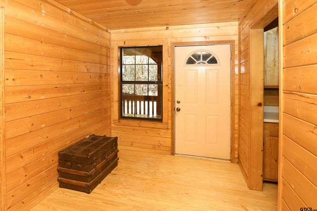 74 County Road 4220, Mt Vernon, TX 75457