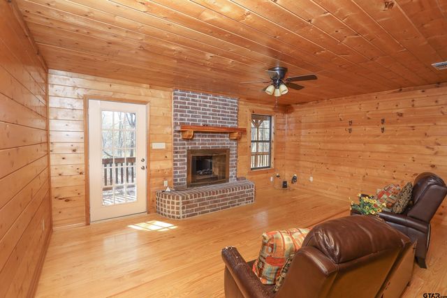 74 County Road 4220, Mt Vernon, TX 75457