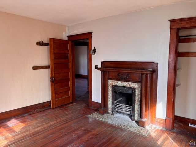 712 Neosho St, Emporia, KS 66801