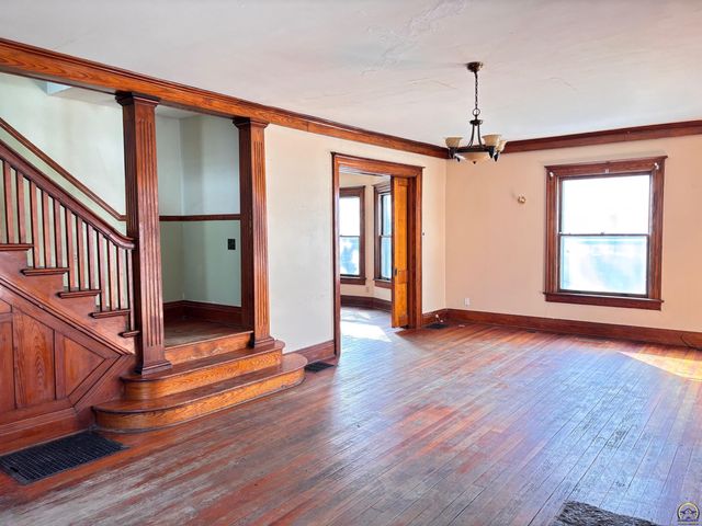 712 Neosho St, Emporia, KS 66801