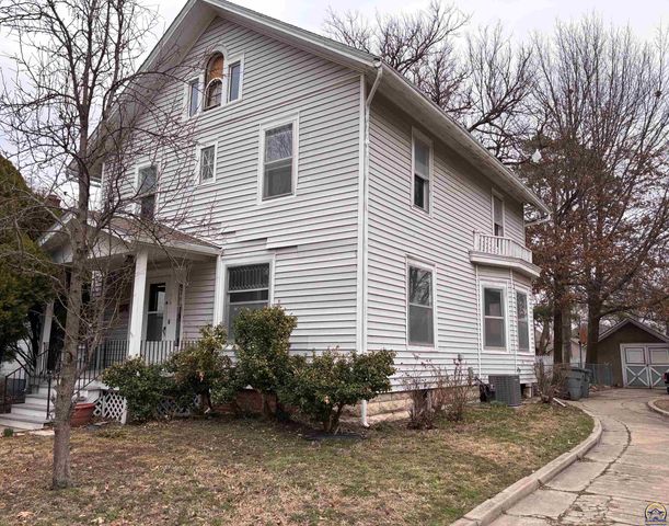 712 Neosho St, Emporia, KS 66801