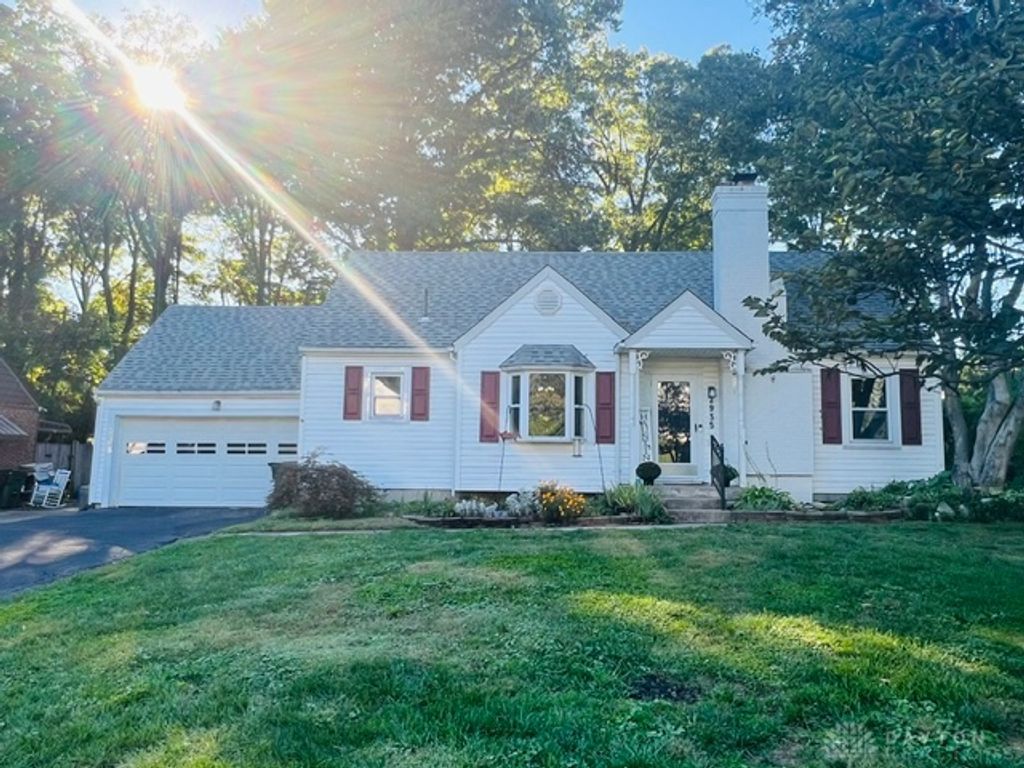 2935 Robin Road, Kettering, OH 45409